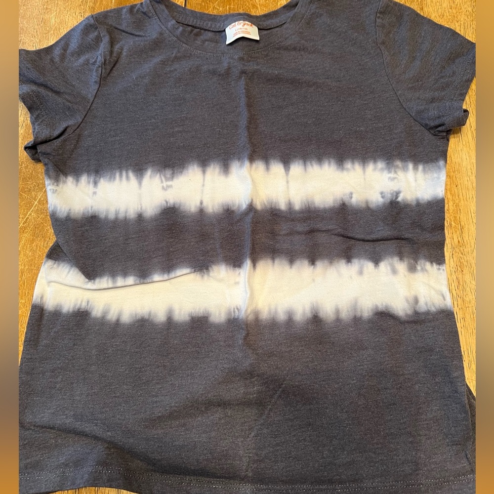 Girls 10/12 tie dye striped shirt